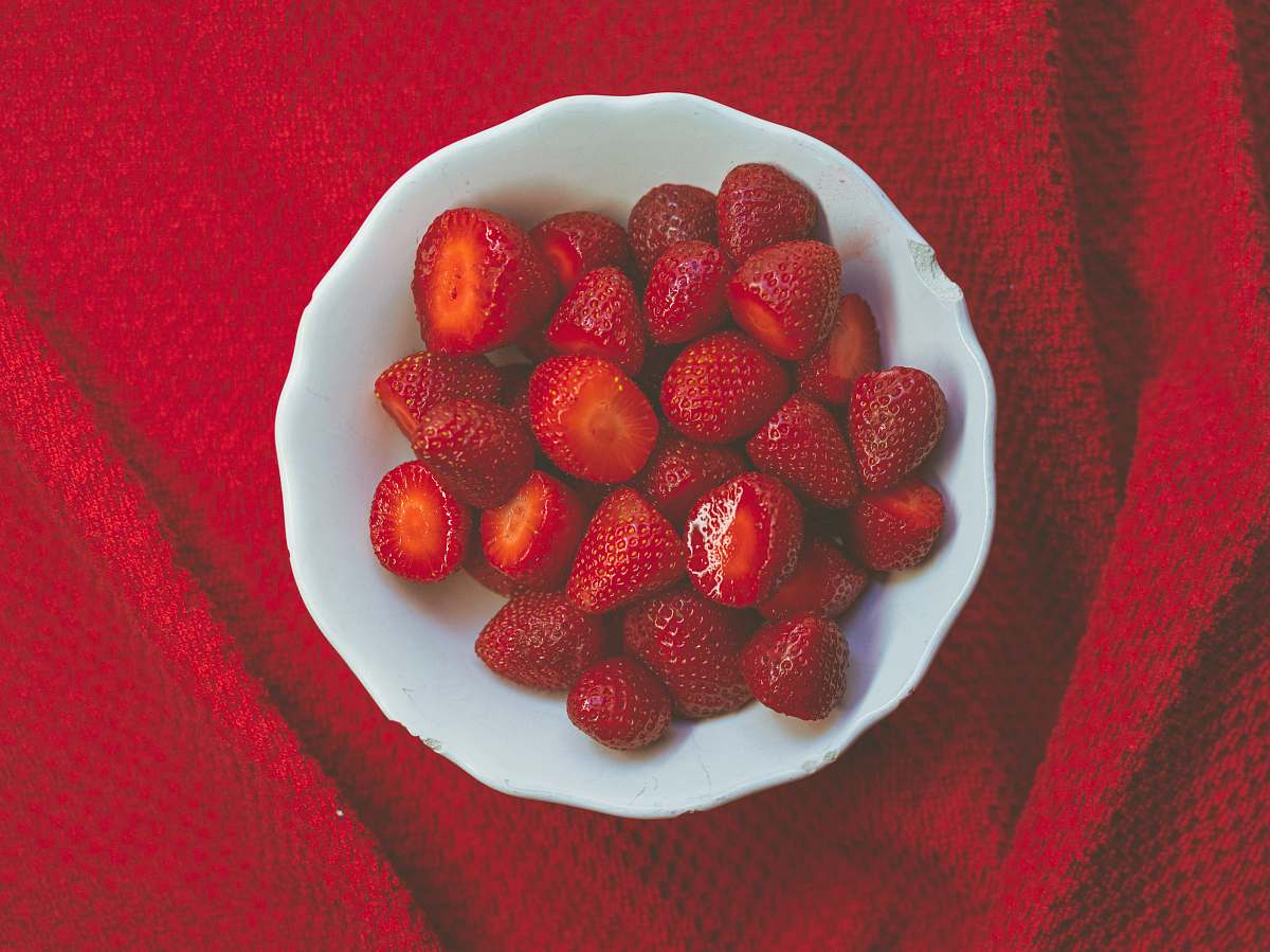 food strawberry fruit lot fruit