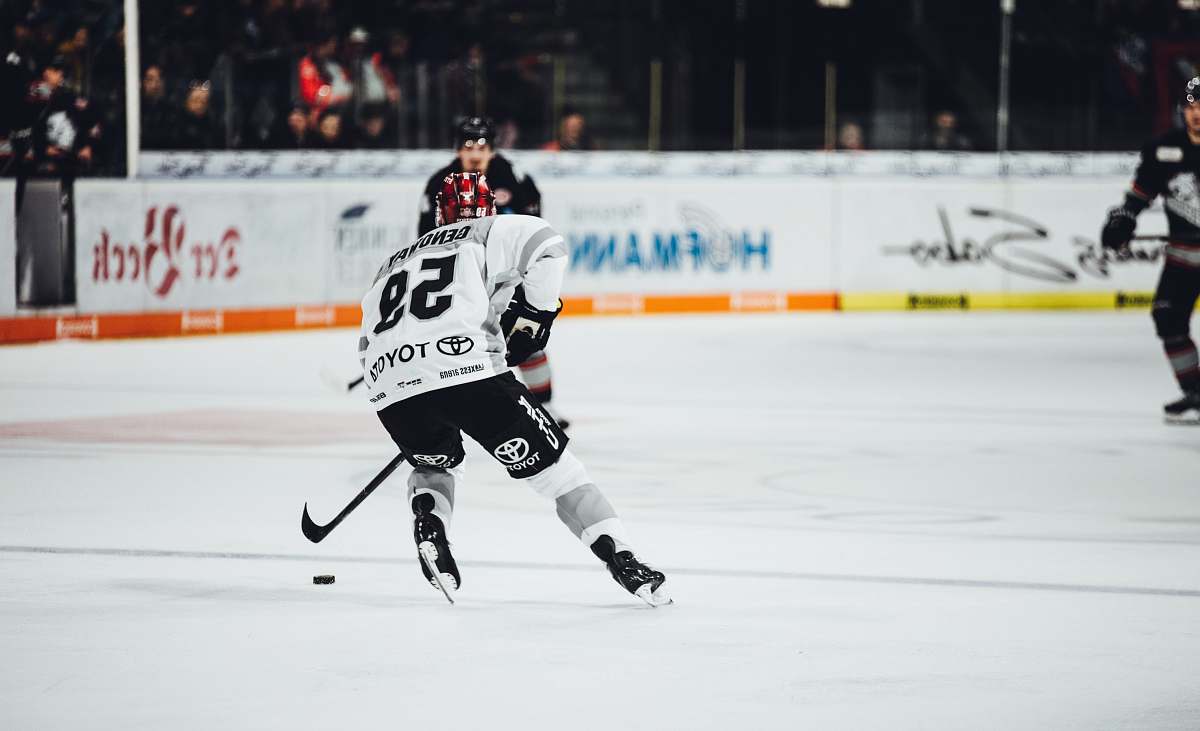 human people playing ice hockey team