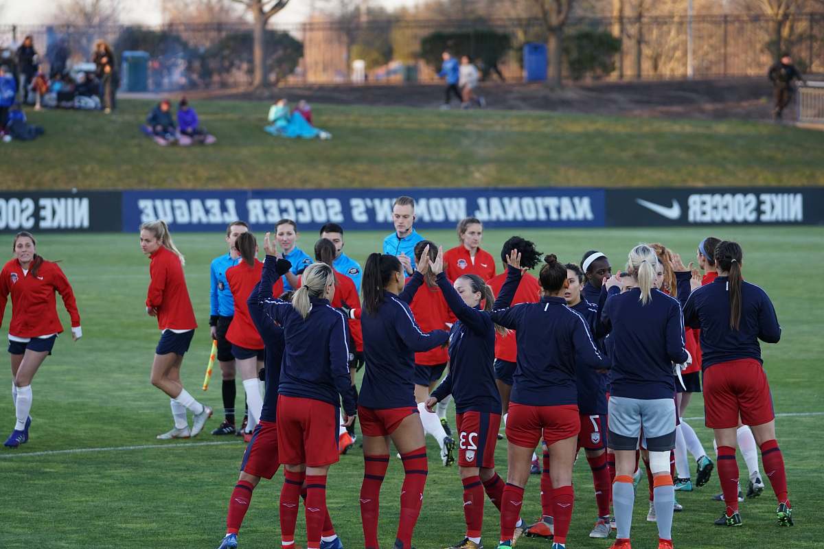 human group of women football player on field people