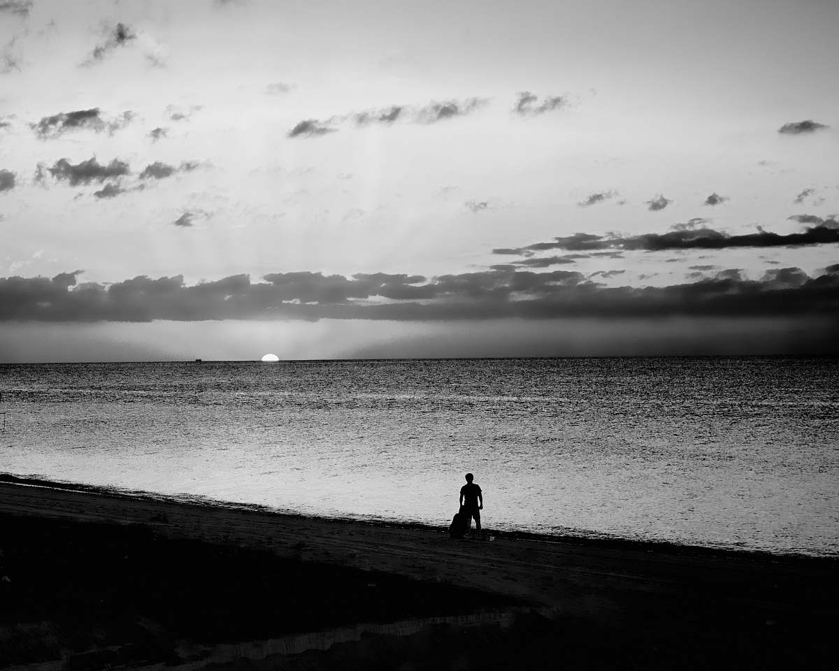 Silhouette Silhouette Of Person At The Seashore Black-and-white Image ...