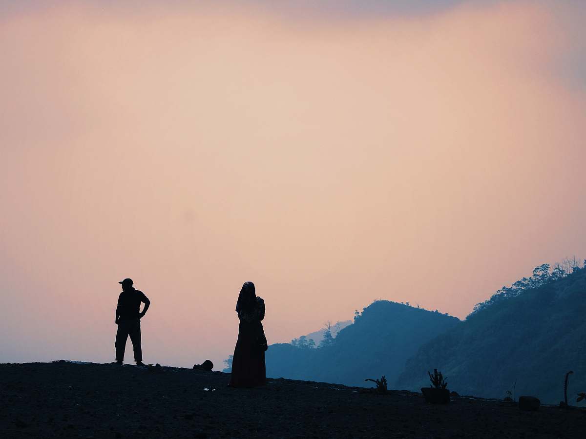 person silhouette photography of man and woman human