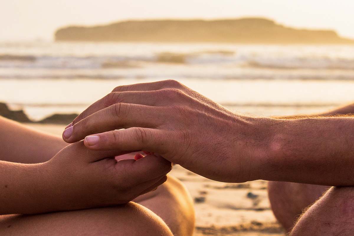 person two person holding hands human