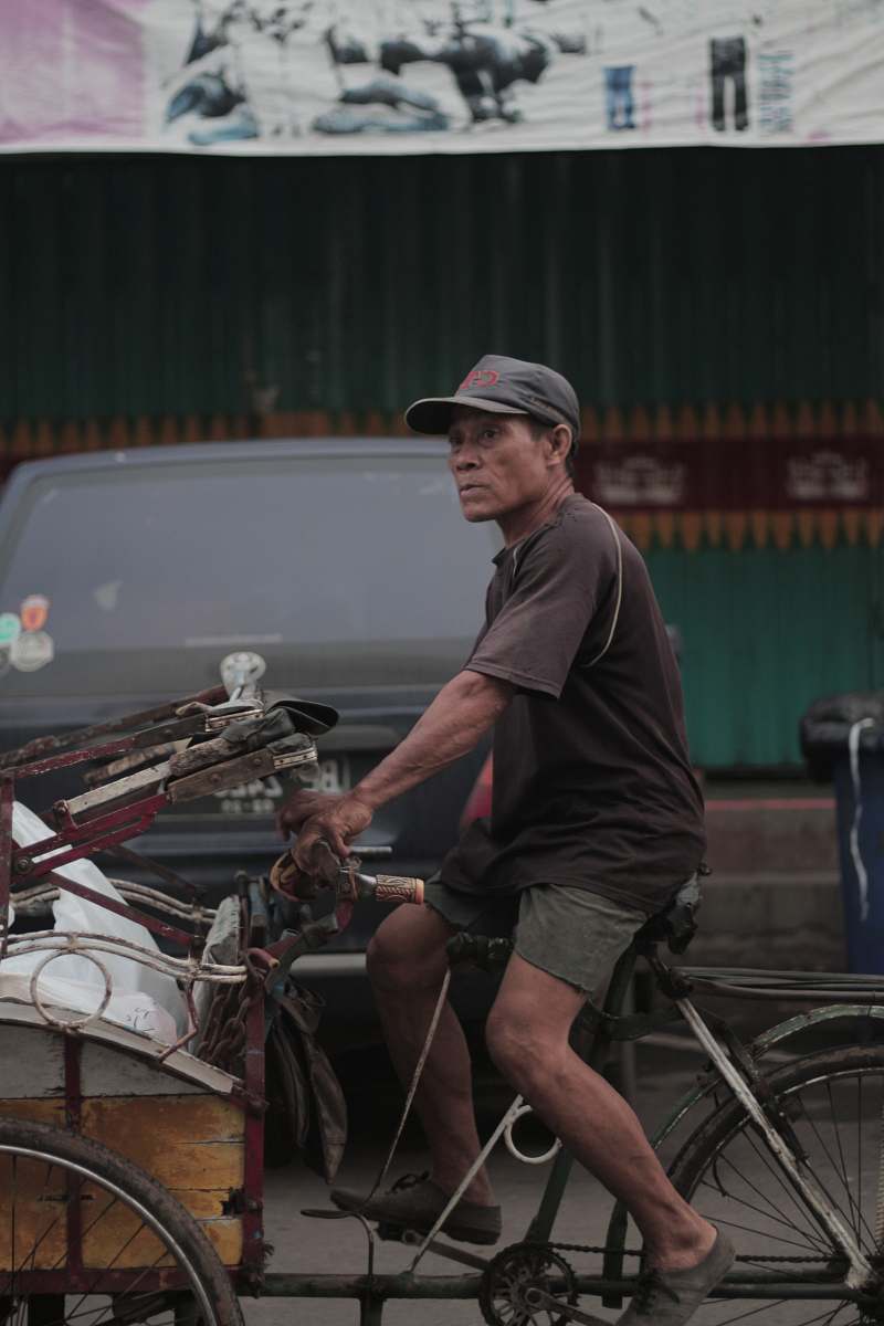 bike man riding bicycle bicycle