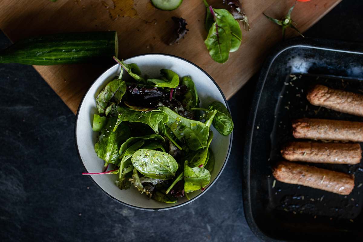 plant green vegetable on bowl spinach