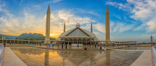 building 4-post museum under golden hour mosque