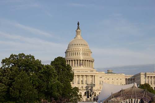 building architect photo of a white building dome