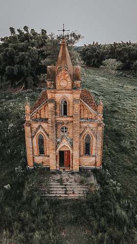 building brown church spire