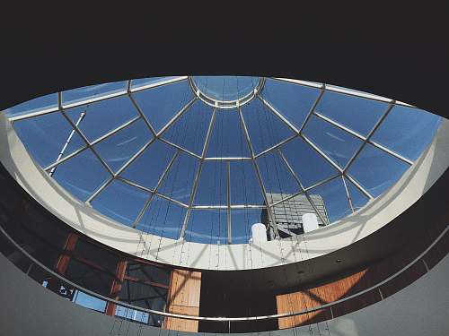 building clear glass ceiling window