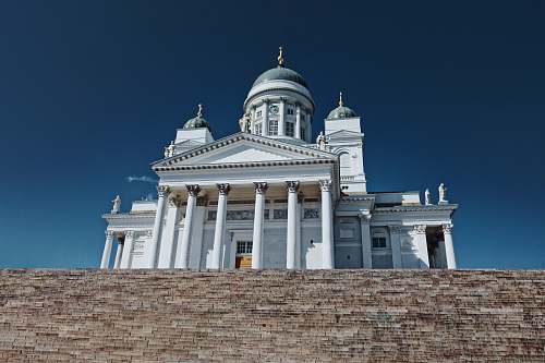 building helsinki cathedral dome