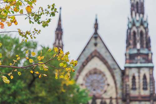building Mount Vernon place United Methodist church spire