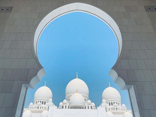 building Sheikh Zayed Mosque dome