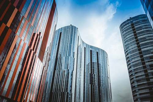 building skyscrapers during daytime skyscraper