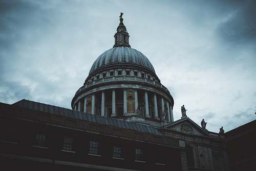 building St. Paul's Cathedral Cathedral in London, England dome