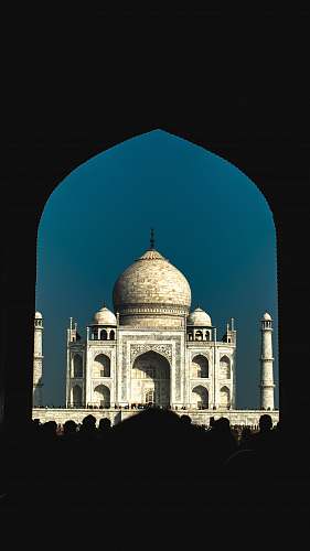 building Taj Mahal dome