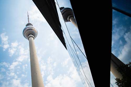 building white needle tower tower
