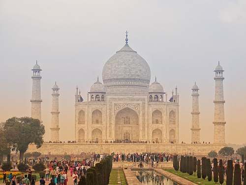 dome people at Taj Mahal, India architecture