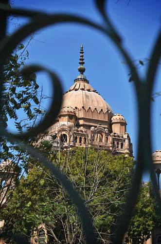 architecture photo of beige cathedral dome