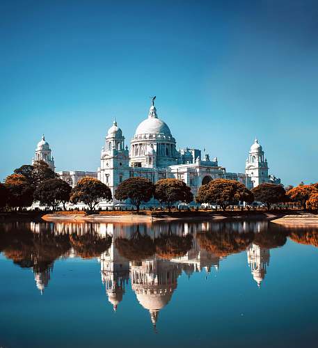 architecture reflection of mosque in water building