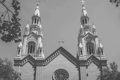 grey grayscale photo of cathedral black-and-white