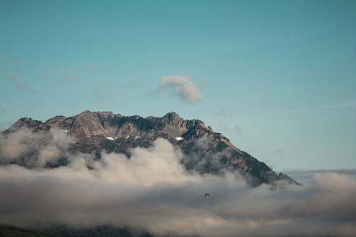 eruption mountain photo during daytime mountain