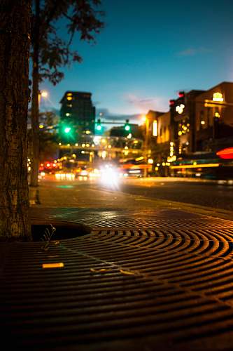 labyrinth green traffic light maze