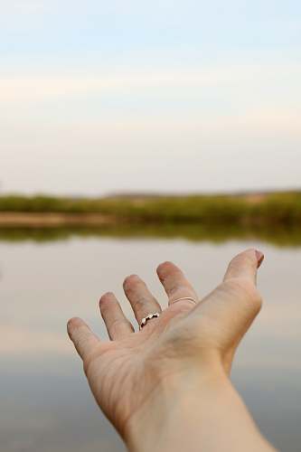 aprilskraal person wearing silver-colored ring south africa