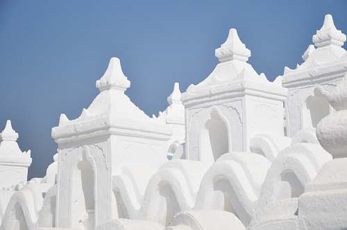art white castle sculpture