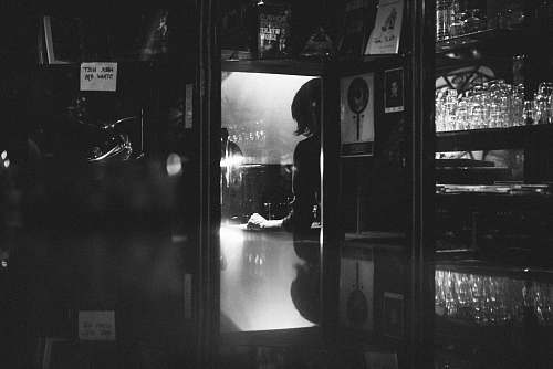 bar black and white photography of mirror black