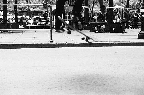 montreal black skateboard canada