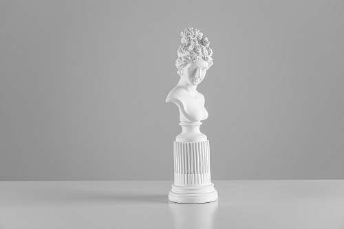 statue female head bust art