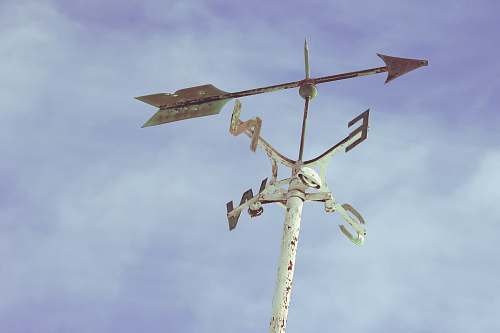 weather windmill pointing east breeze