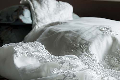 lace white lace wedding dress québec city