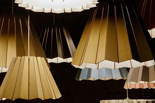 lampshade brown wooden pendant lamps display