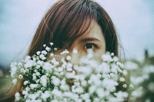 woman closeup photo of woman's face female