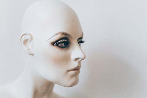 human photo of eyeliner person