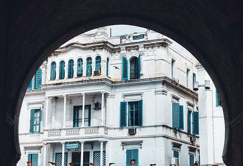 tunisia white and blue concrete building city
