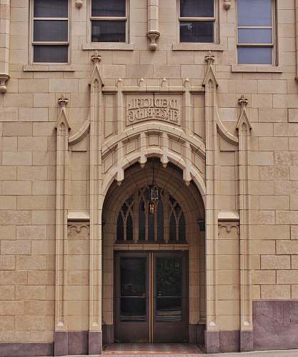 door Medical Arts Bldg. entrance arched