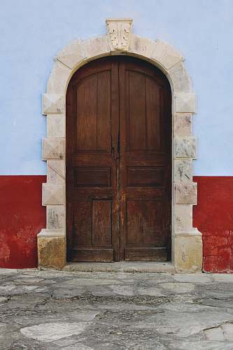 wood closed brown wooden door doorway