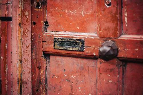 london red wooden door united kingdom
