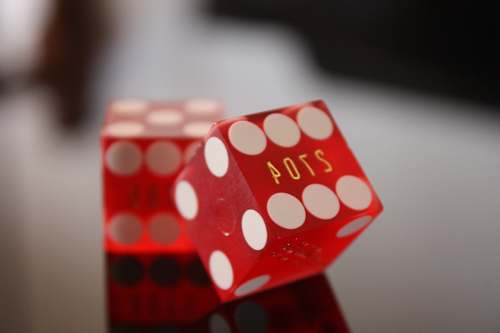 game two red dices red dice