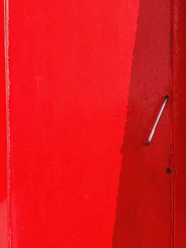 door red door povoa de varzim