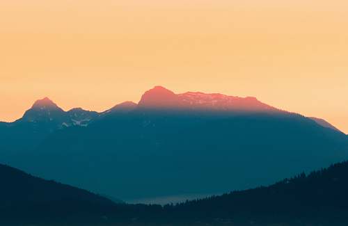 sunset mountain at sunset dawn