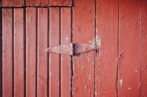 door red door hinge hinge