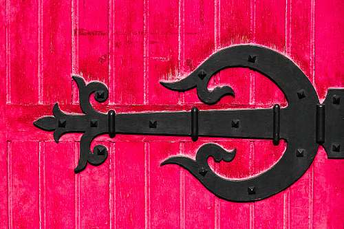text black metal gate design symbol