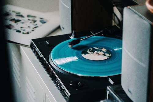 Record Player Images Pictures And Free Stock Photos