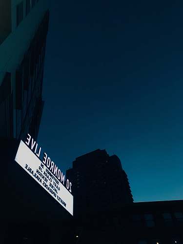 blue 20 Monroe Live signage city