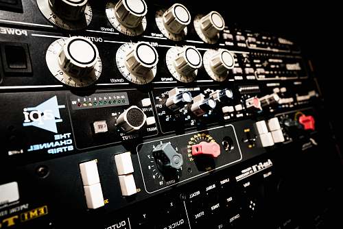 game black audio equalizer sound