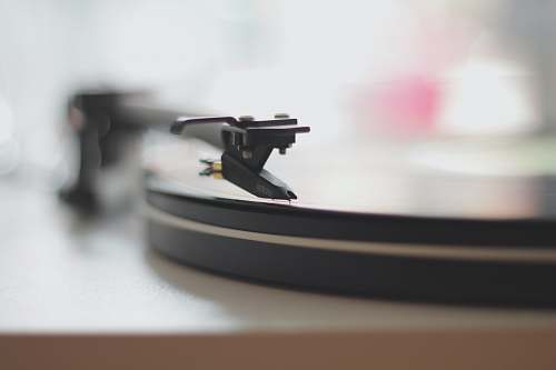 wallpaper shallow depth of field photo of turntable vintage
