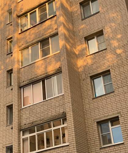 city brown concrete building at daytime home decor