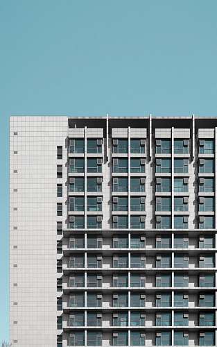 city picture of a building high rise